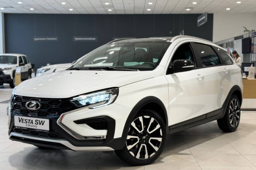 Лада Веста Кросс или Лада Веста: что лучше